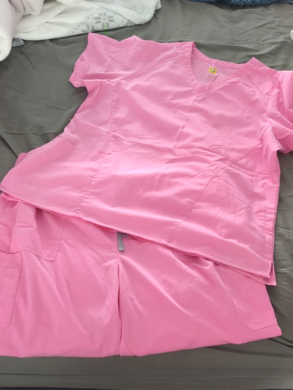 WonderWink Pink Women's Scrub Set